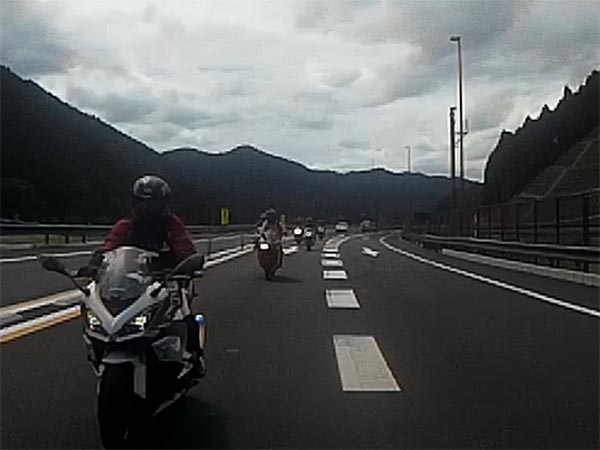 Ninja1000 インプレ 15